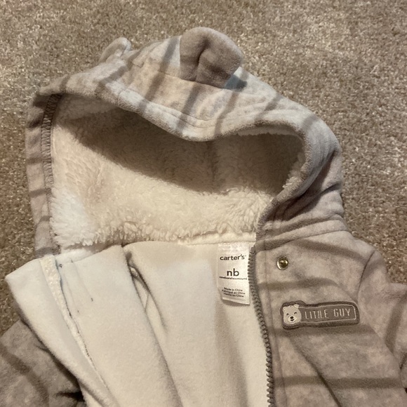 Newborn fleece lined onesie jacket with bear ears - worn once or twice - Picture 4 of 4